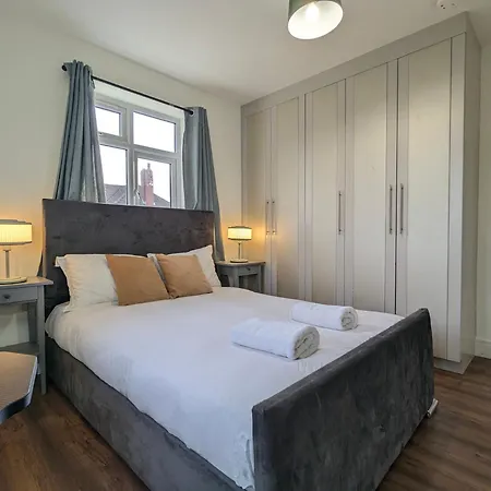 Vakantiehuis 2 Ensuite Bedroom House Near Centre Free Parking York